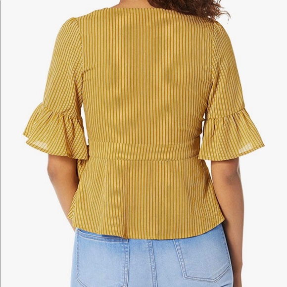 JOA mustard wrap top size Med - Picture 2 of 7